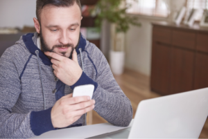Se o candidato resolve quase tudo pelo celular, por que o recrutamento ainda exige tantos passos?